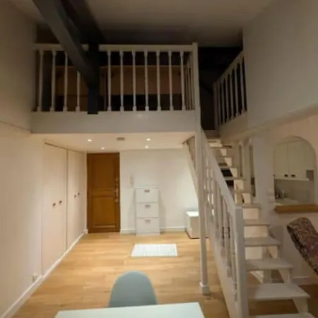 Apartment Jeanne D'arc